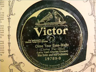 small_victor 19789 b.webp